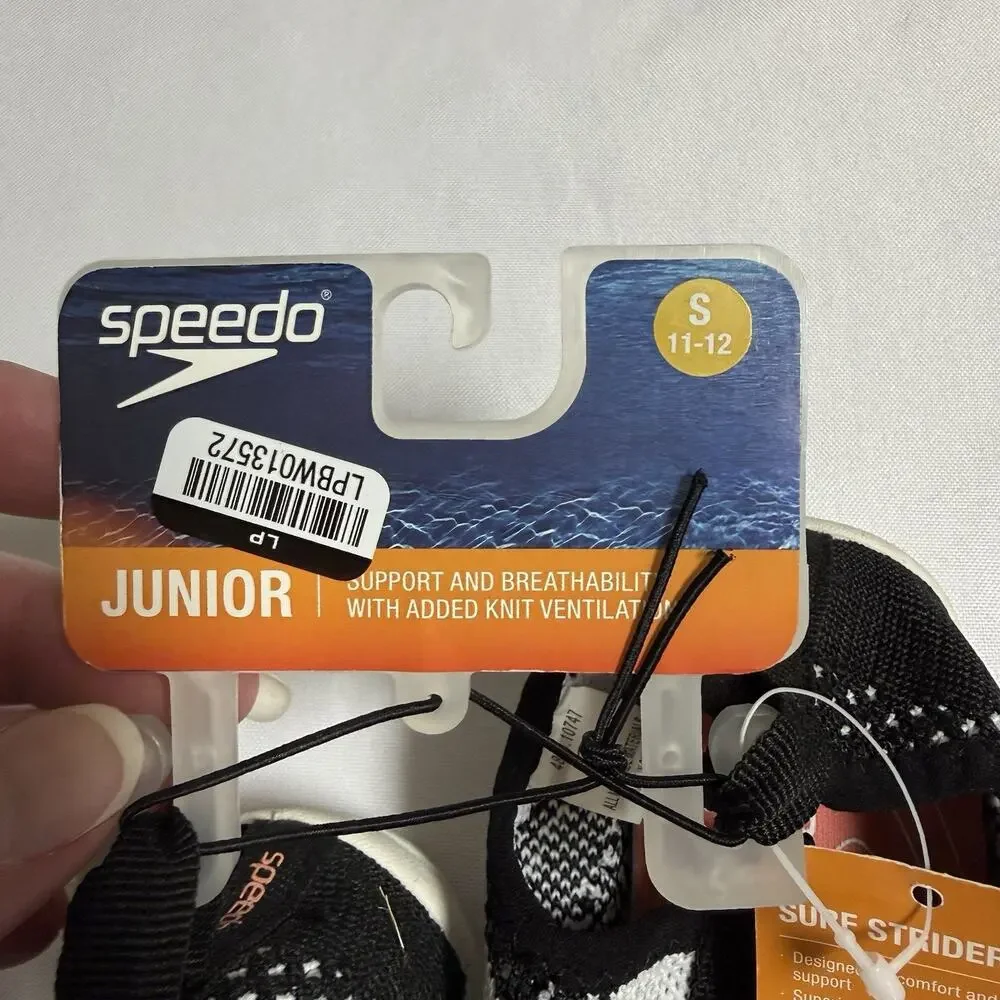 Speedo Junior Surf Strider Water Shoes Socks Small 11-12 White/Black NWT